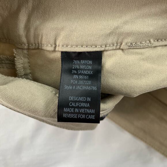 Pants & Shorts | Twee/Indie Sleaze Khaki Size 7 Y2K Embroidered Detail Shorts - Picture 6 of 8